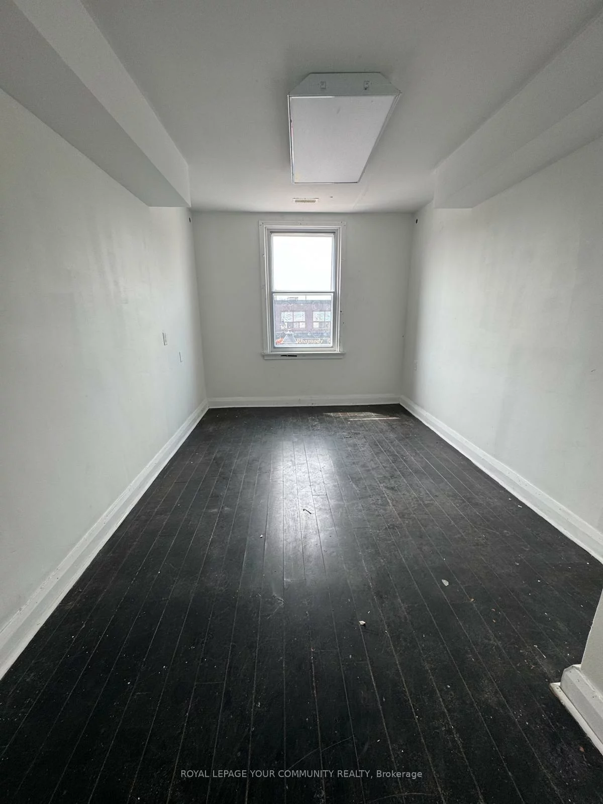 10149, Yonge, Crosby, Richmond Hill
