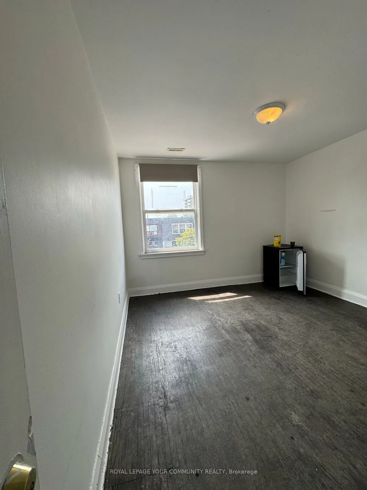 10149, Yonge, Crosby, Richmond Hill