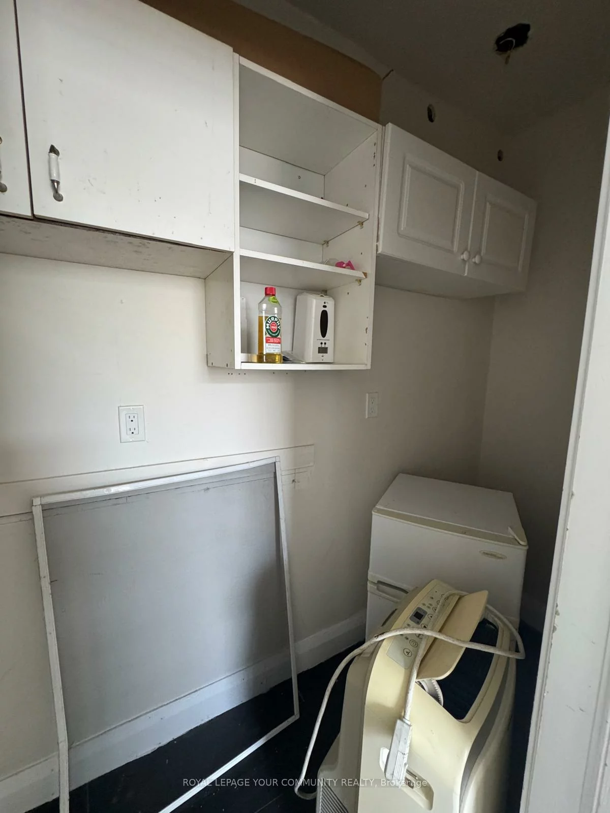 10149, Yonge, Crosby, Richmond Hill