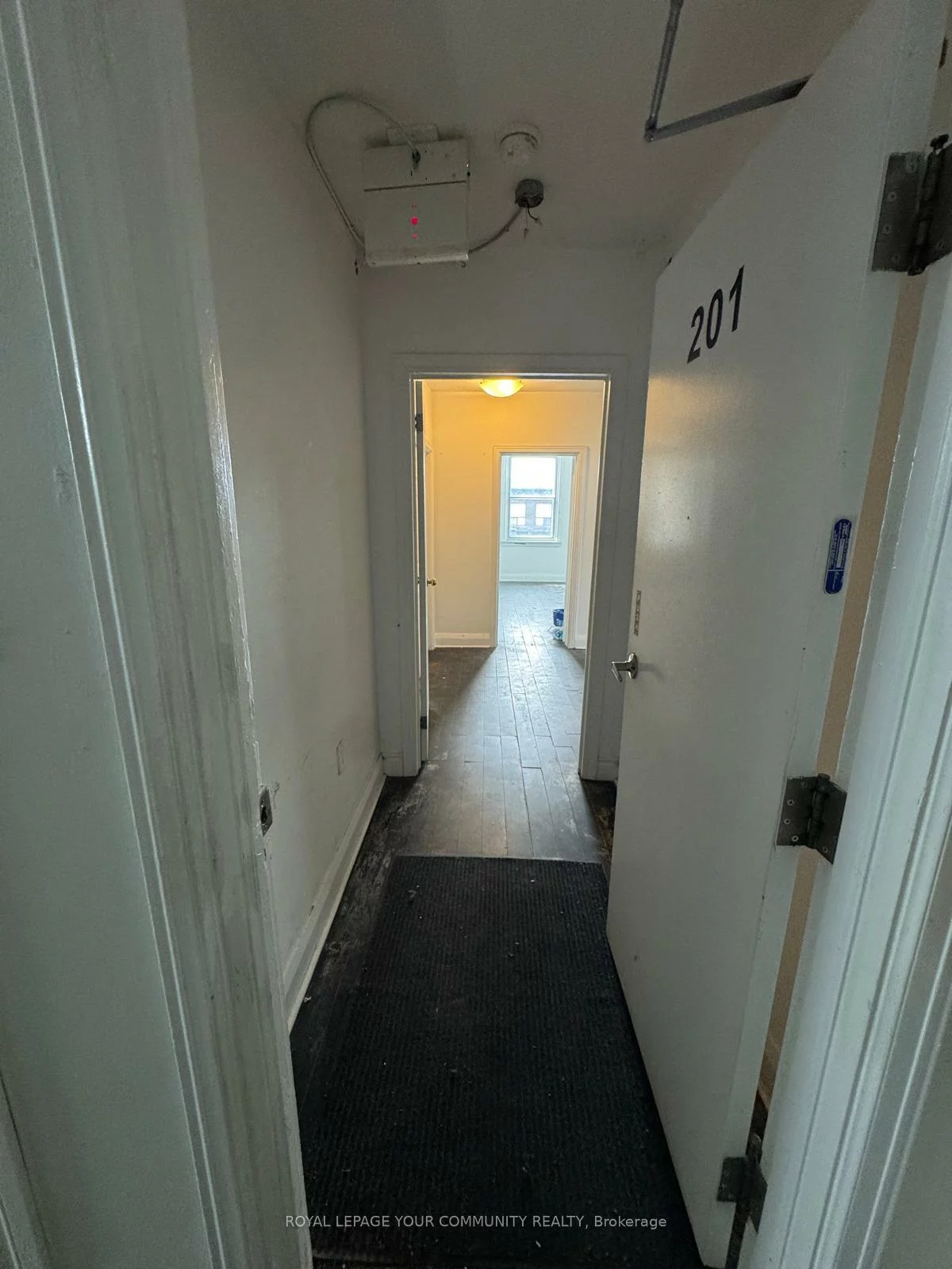 10149, Yonge, Crosby, Richmond Hill