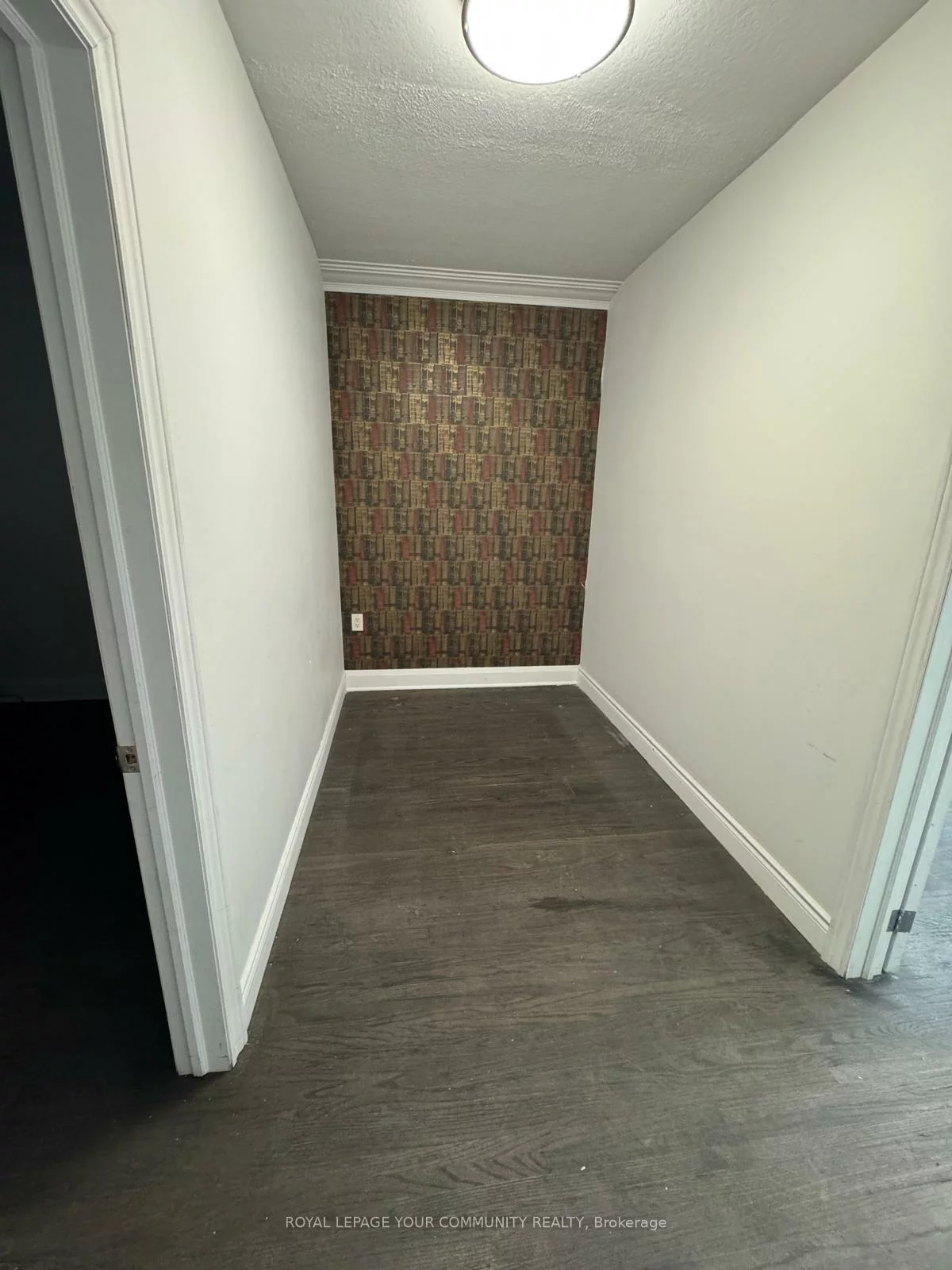 10149, Yonge, Crosby, Richmond Hill