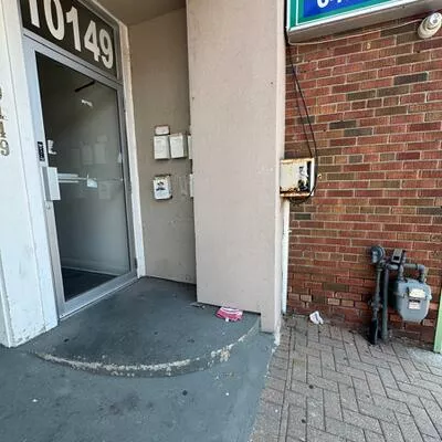 10149, Yonge, Crosby, Richmond Hill
