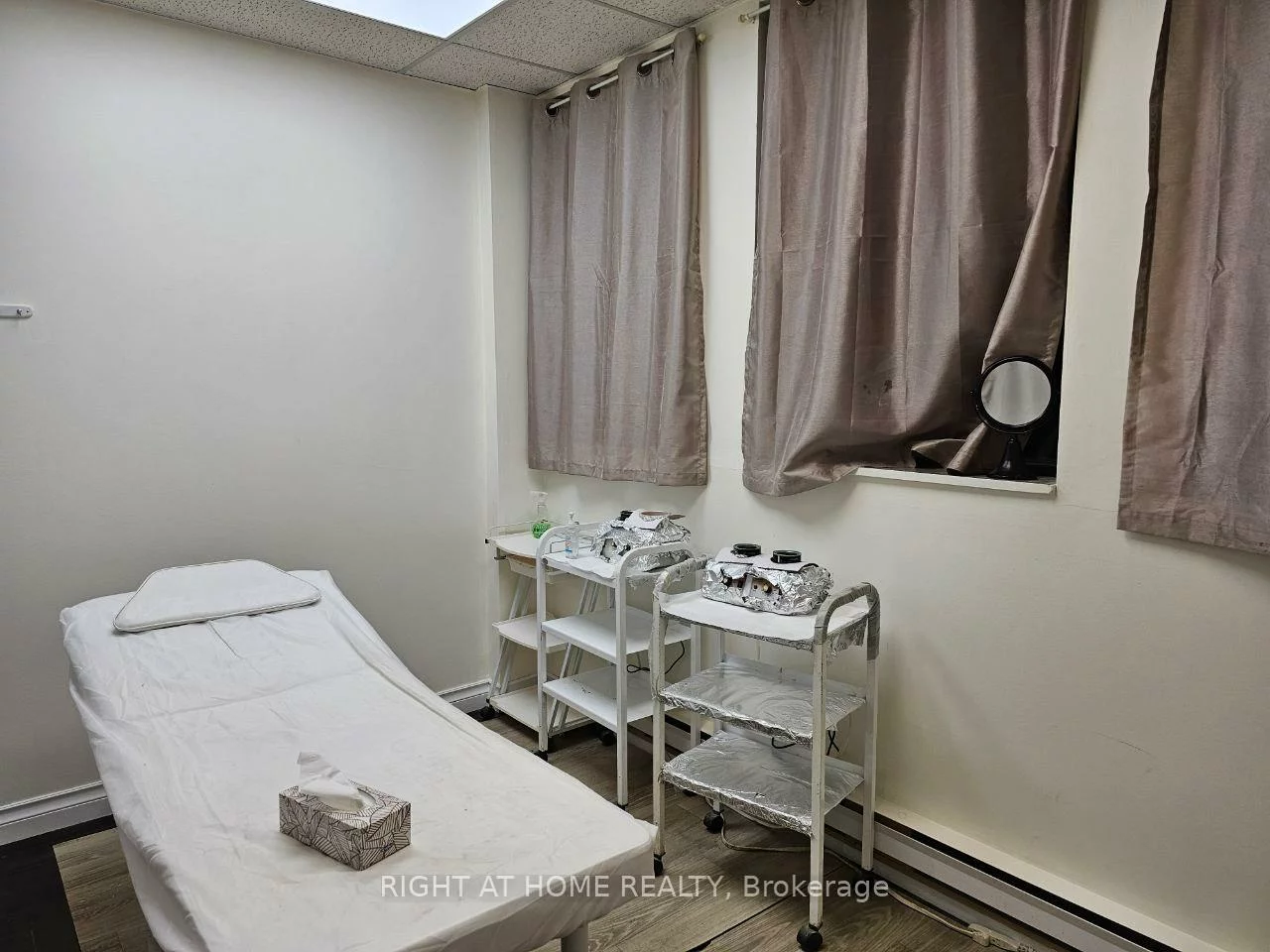 10670, Yonge, Mill Pond, Richmond Hill