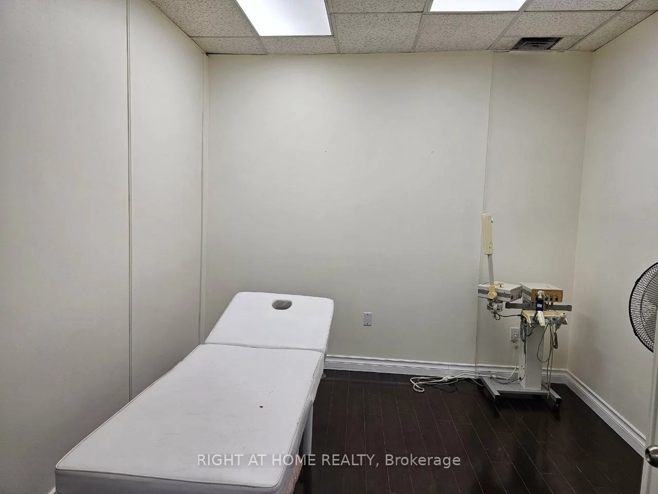 10670, Yonge, Mill Pond, Richmond Hill