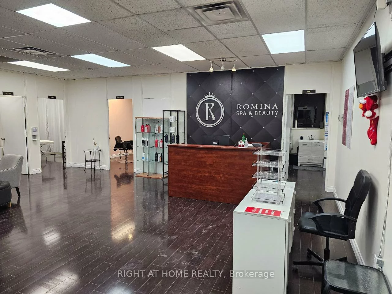 10670, Yonge, Mill Pond, Richmond Hill