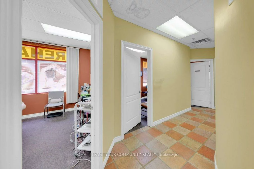 9631, Yonge, Harding, Richmond Hill