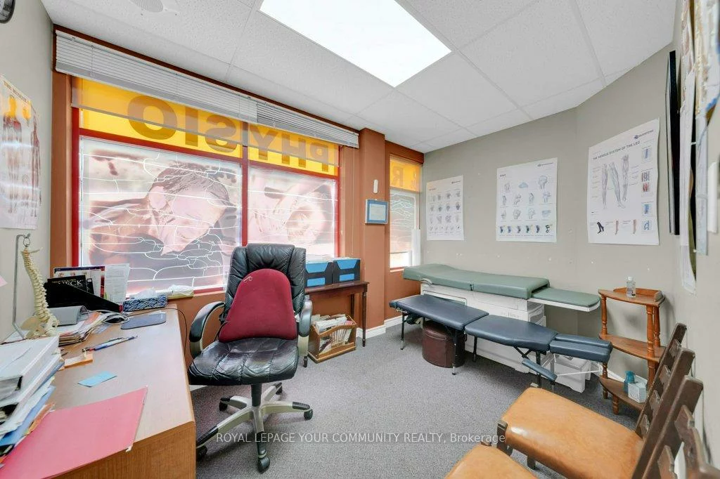 9631, Yonge, Harding, Richmond Hill