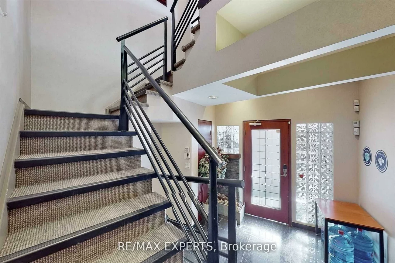 30, Wertheim, Beaver Creek Business Park, Richmond Hill
