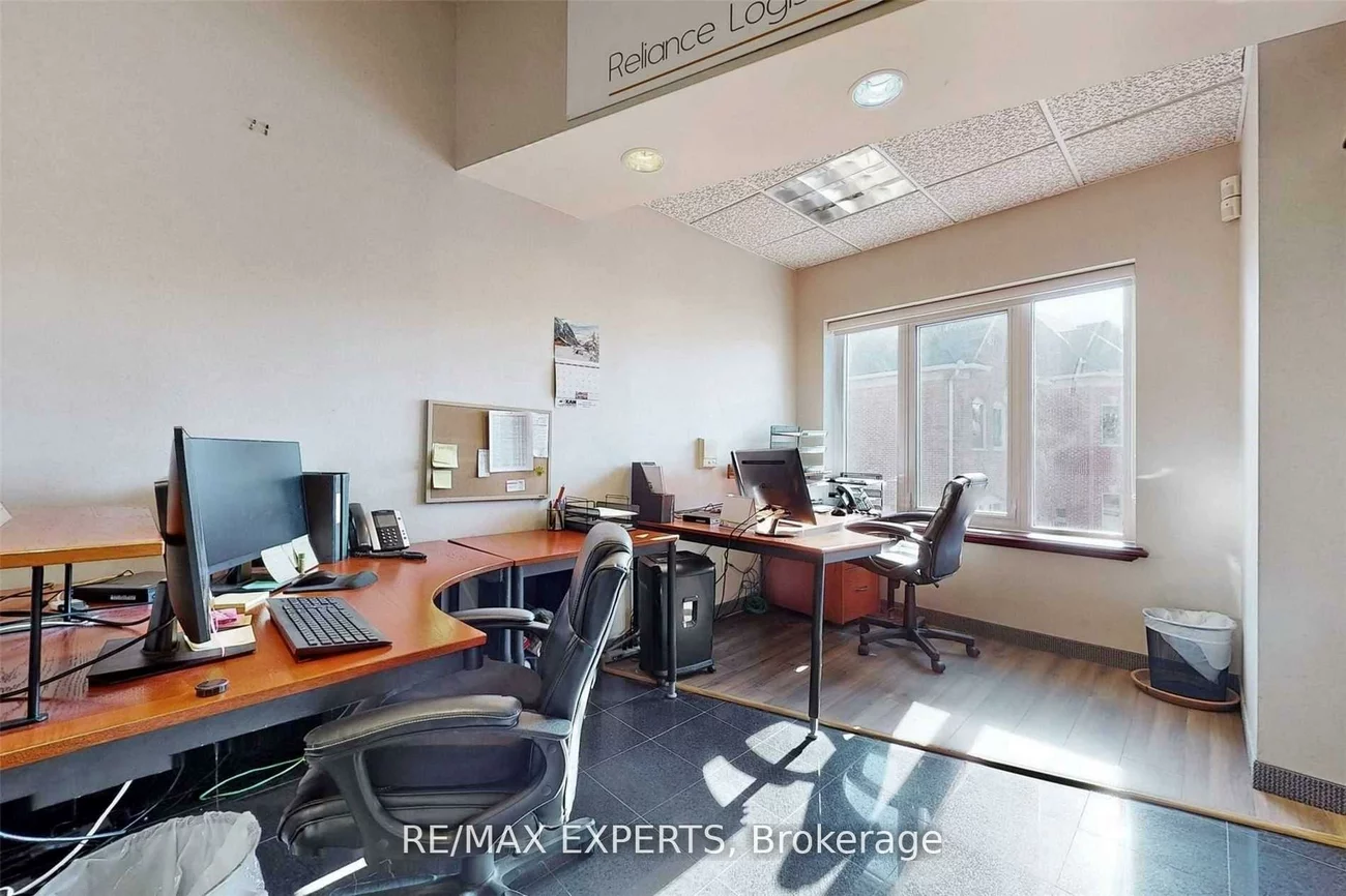 30, Wertheim, Beaver Creek Business Park, Richmond Hill