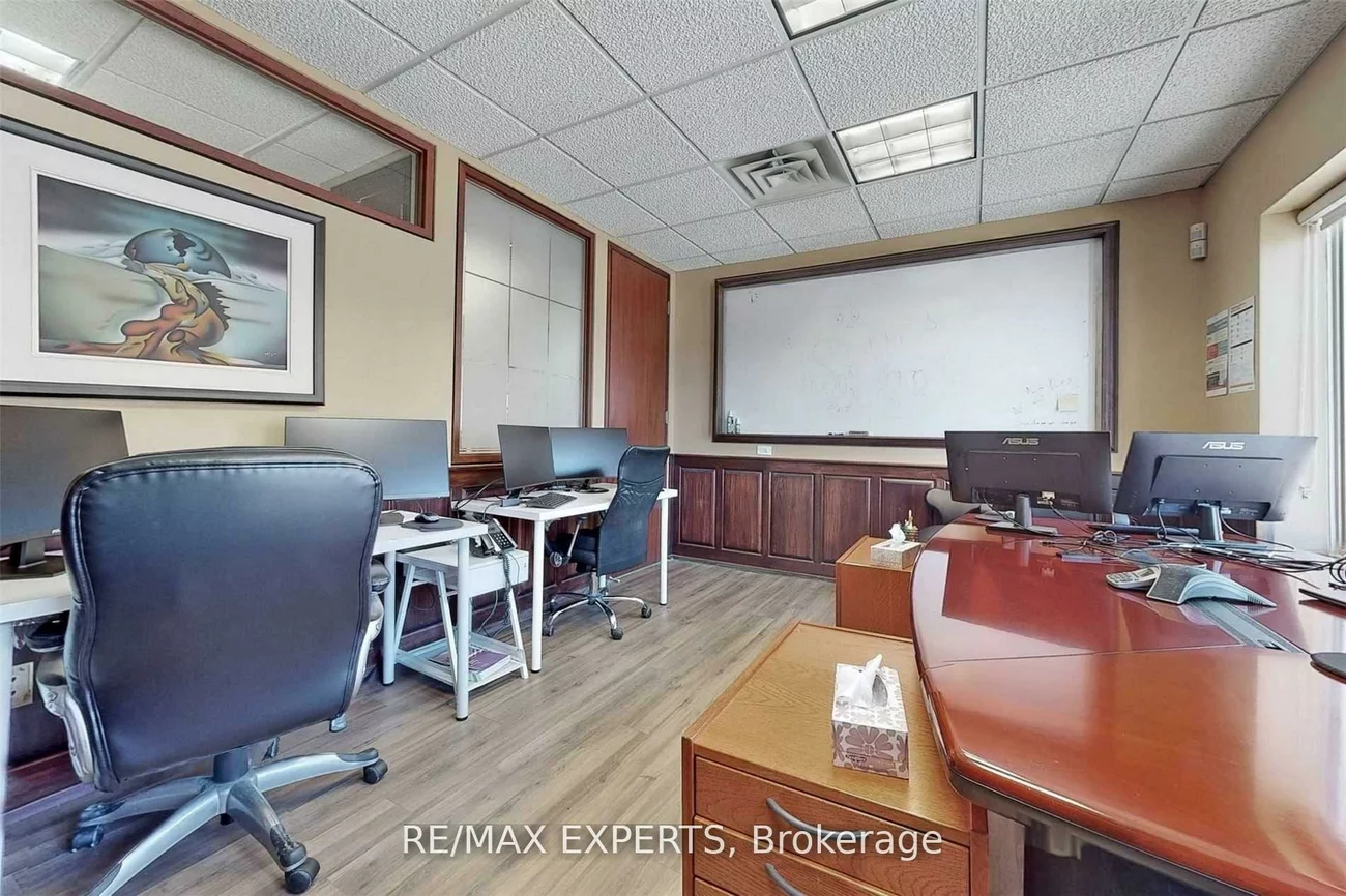 30, Wertheim, Beaver Creek Business Park, Richmond Hill
