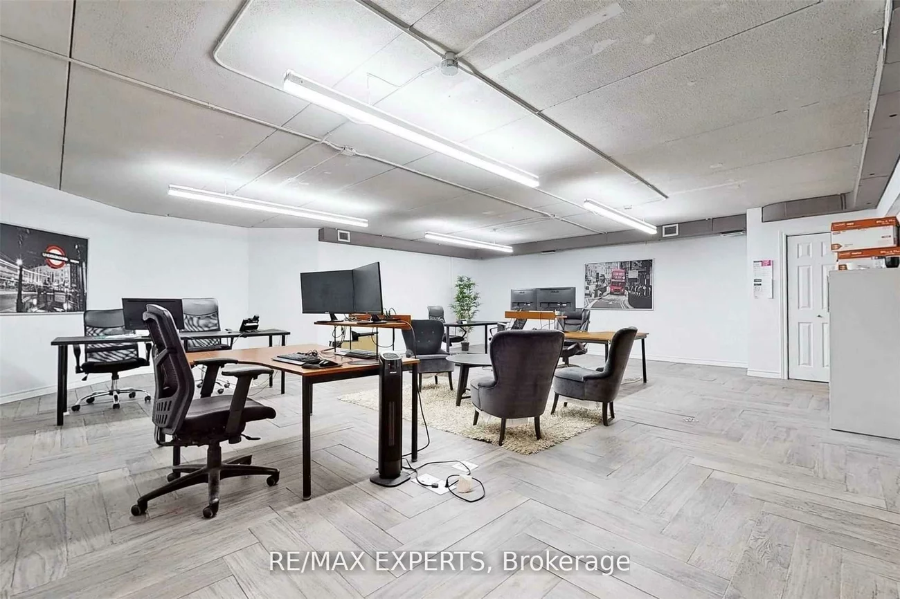 30, Wertheim, Beaver Creek Business Park, Richmond Hill