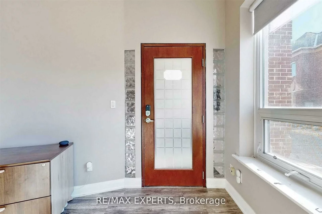 30, Wertheim, Beaver Creek Business Park, Richmond Hill