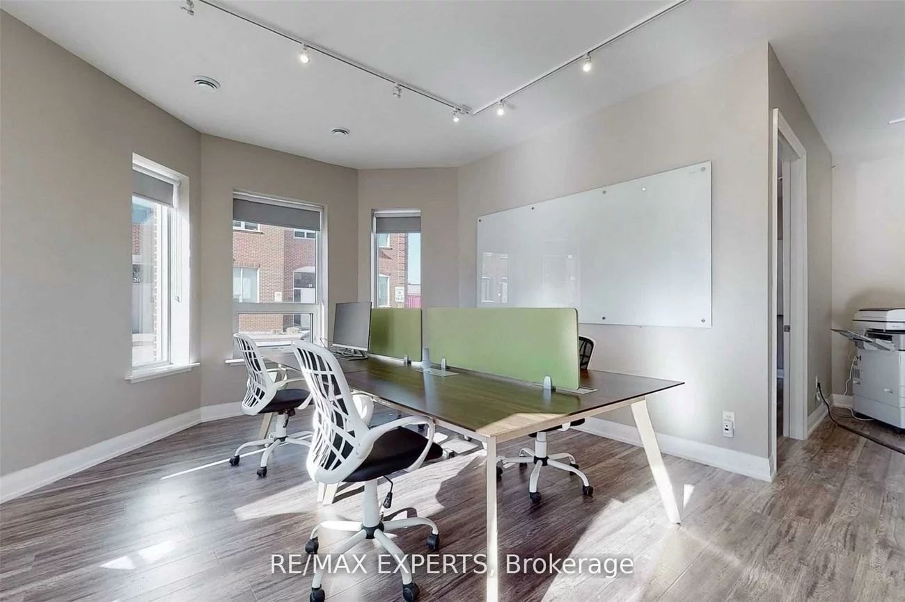 30, Wertheim, Beaver Creek Business Park, Richmond Hill