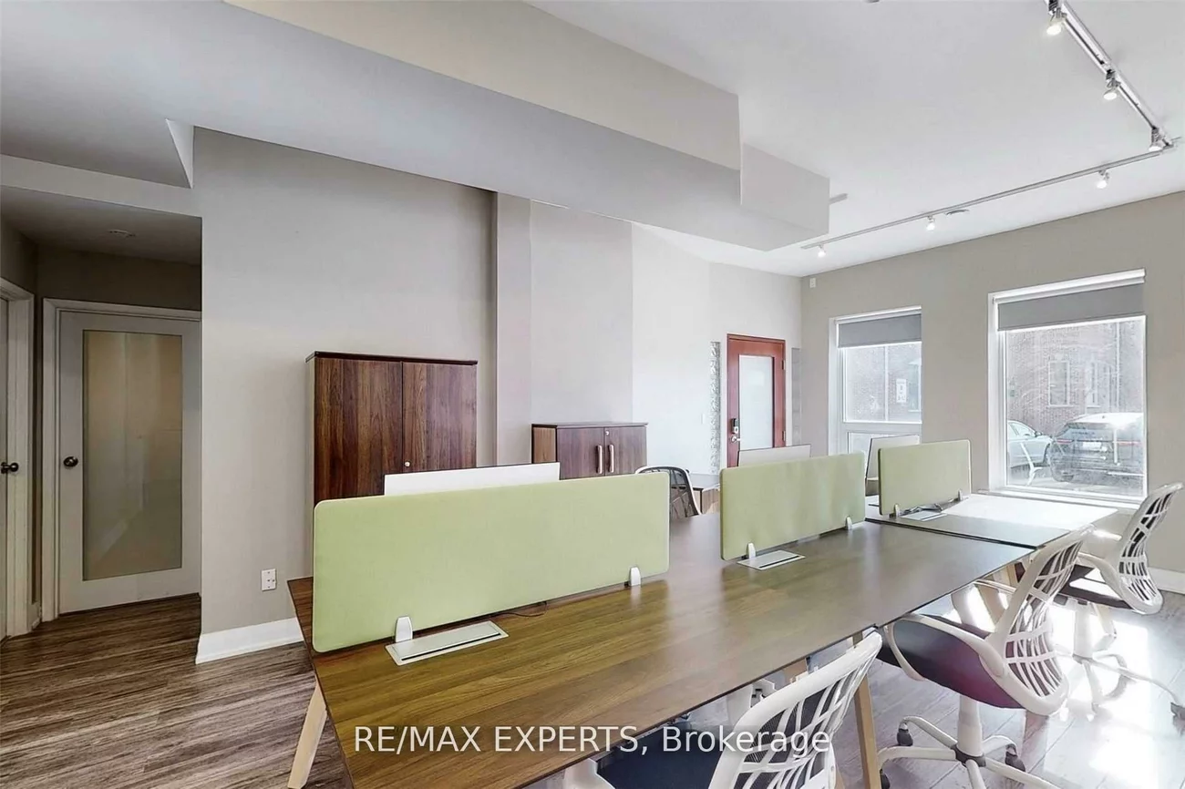 30, Wertheim, Beaver Creek Business Park, Richmond Hill