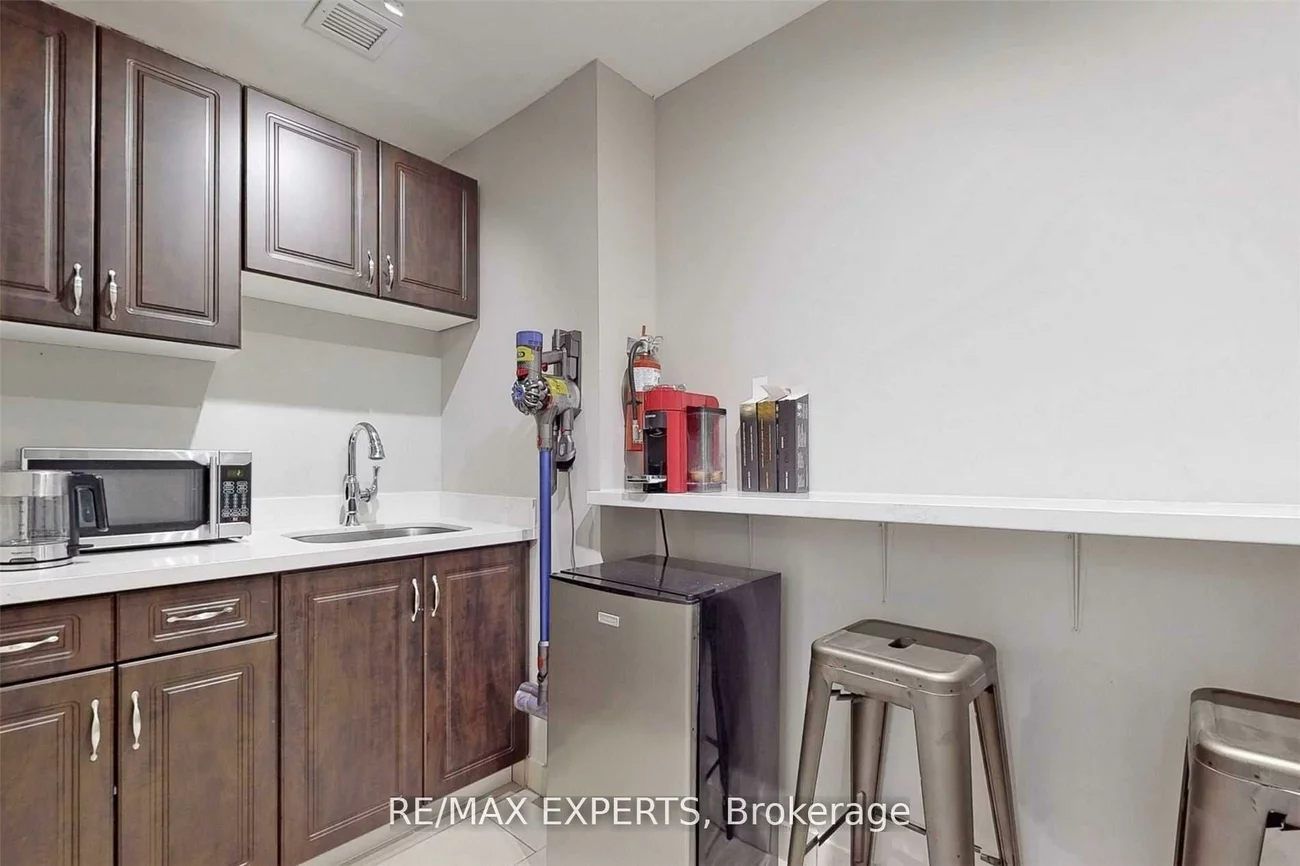 30, Wertheim, Beaver Creek Business Park, Richmond Hill