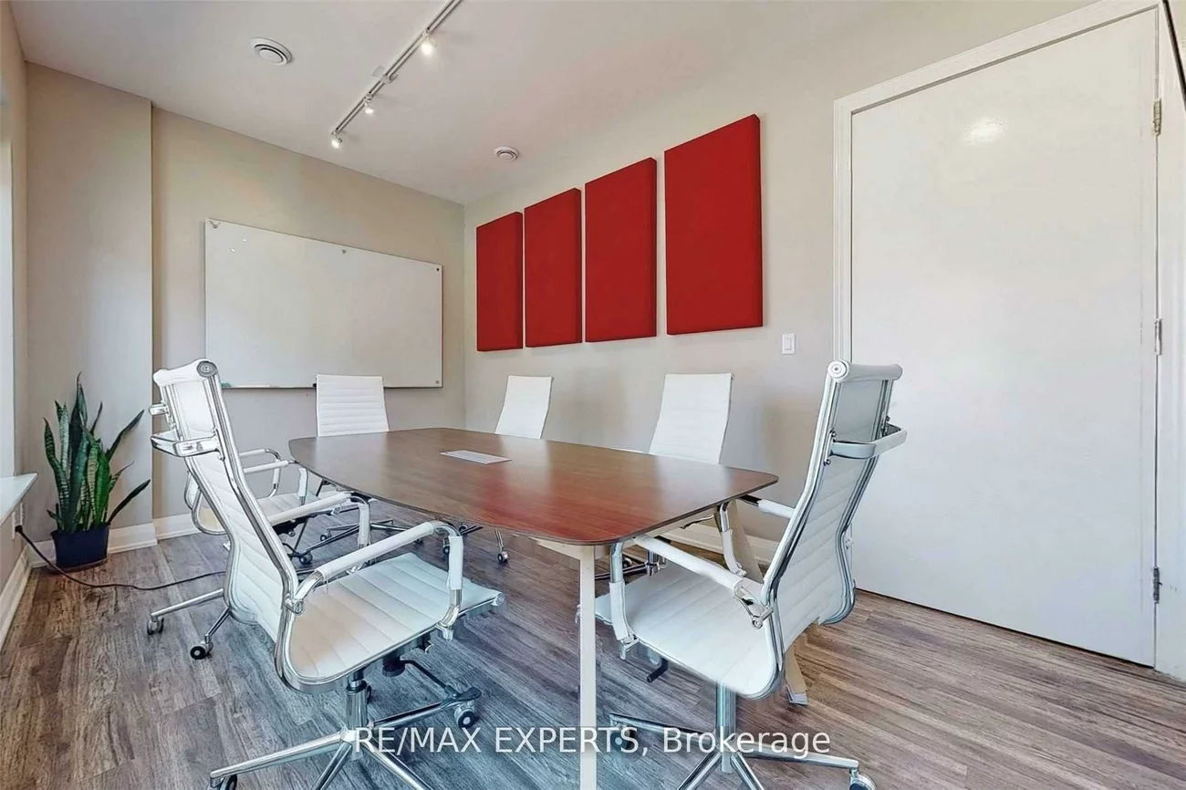 30, Wertheim, Beaver Creek Business Park, Richmond Hill