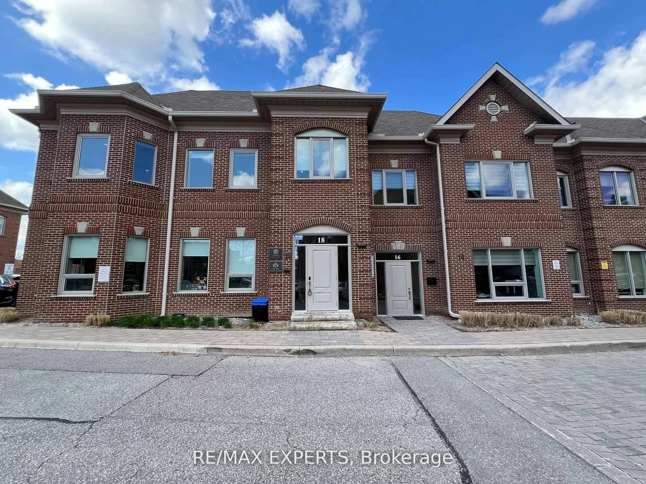 30, Wertheim, Beaver Creek Business Park, Richmond Hill
