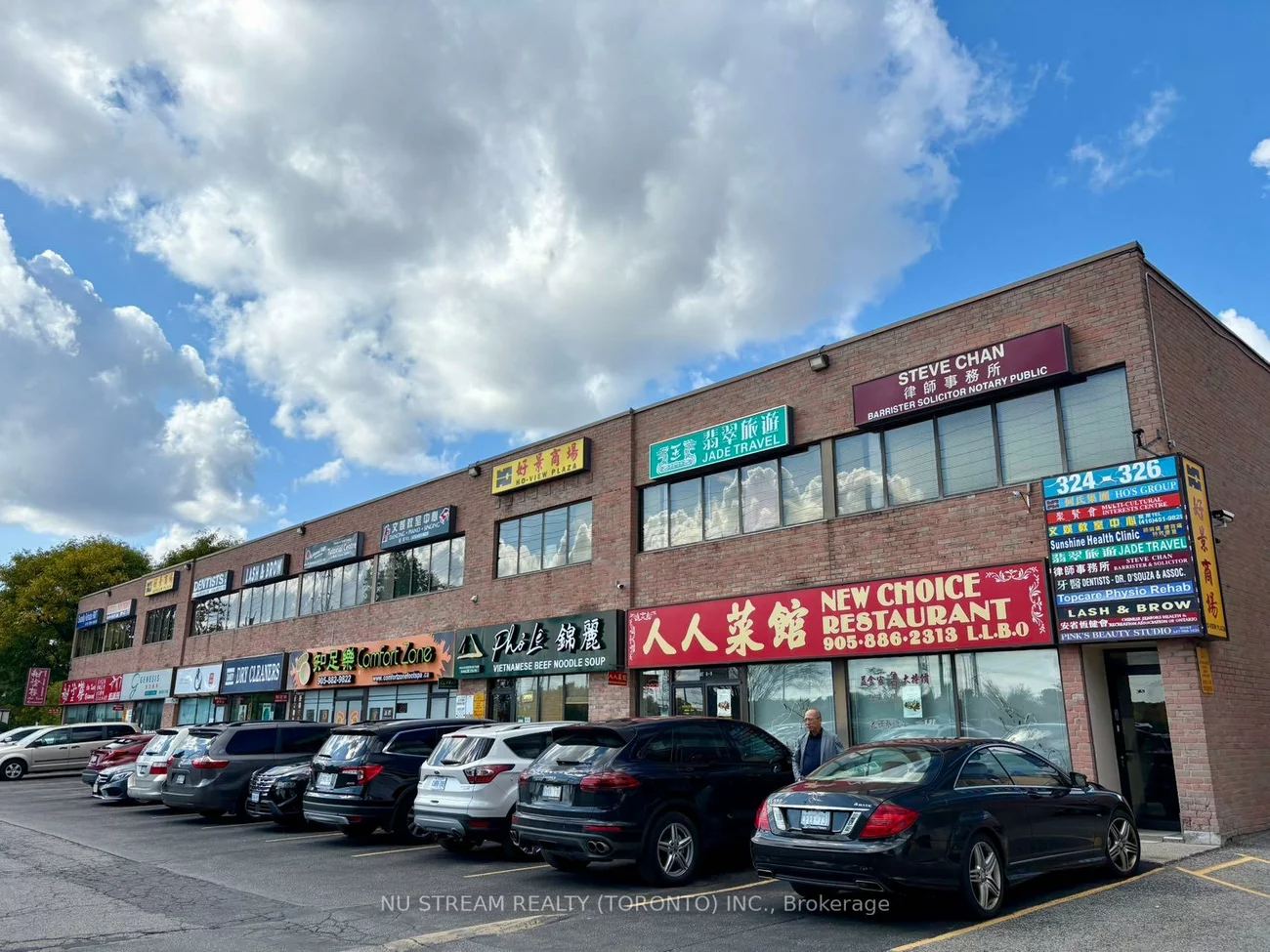 324, Highway 7, Doncrest, Richmond Hill