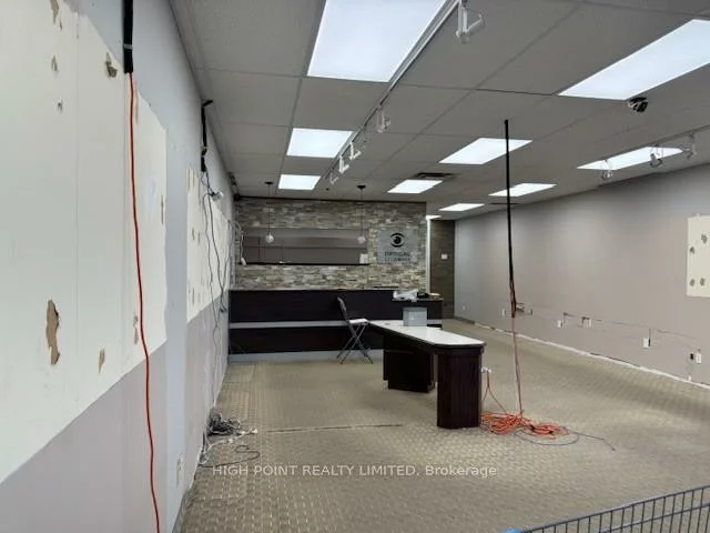 642, Major Mackenze, Crosby, Richmond Hill