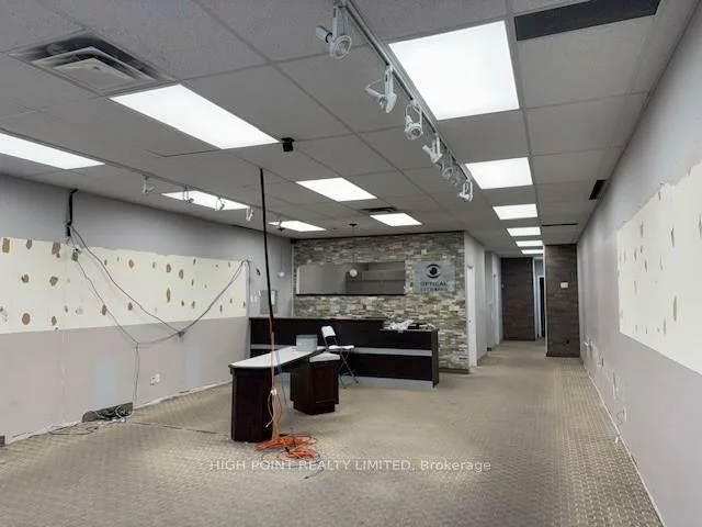 642, Major Mackenze, Crosby, Richmond Hill