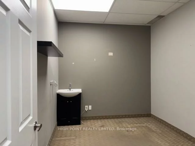 642, Major Mackenze, Crosby, Richmond Hill