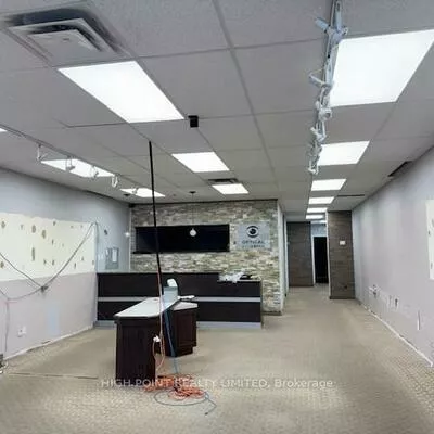 642, Major Mackenze, Crosby, Richmond Hill