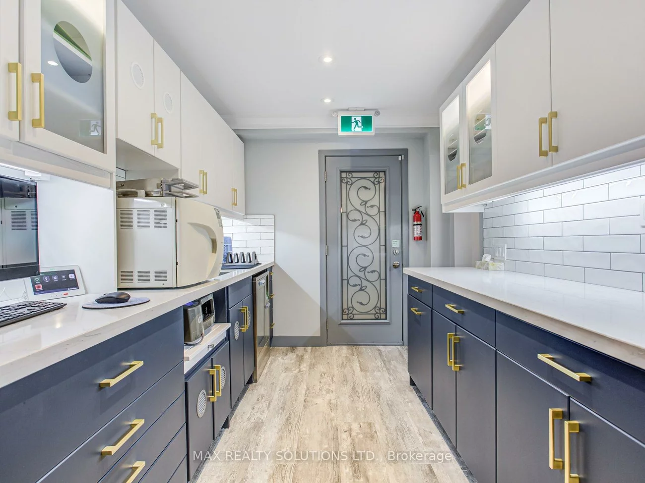 17, Bedford Park, Crosby, Richmond Hill