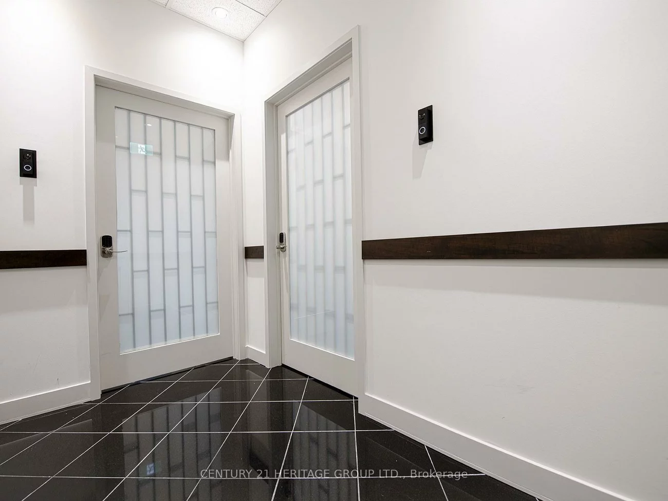 330, Highway 7, Doncrest, Richmond Hill