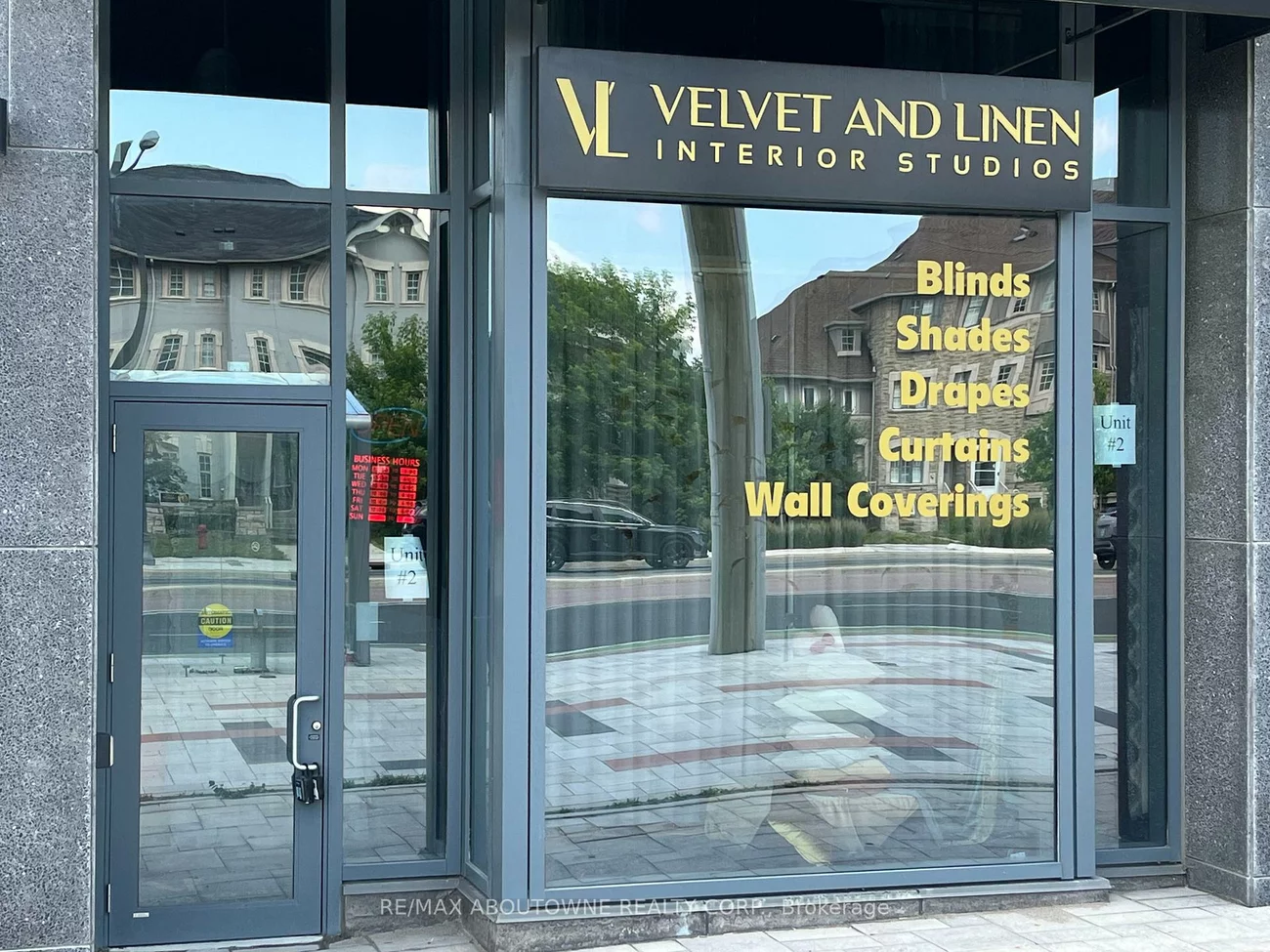 9080, Yonge, Langstaff, Richmond Hill