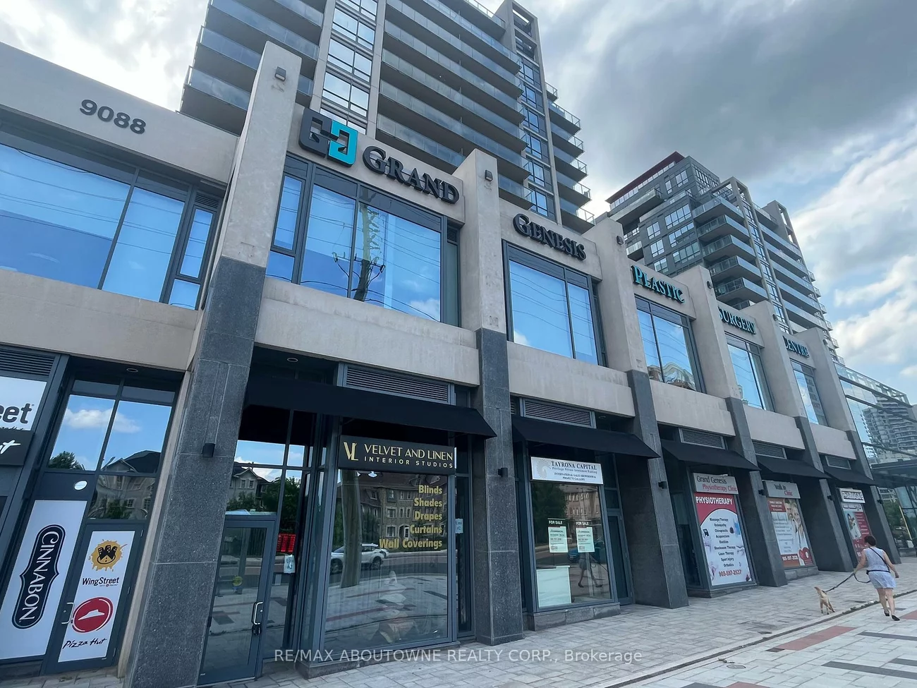 9080, Yonge, Langstaff, Richmond Hill