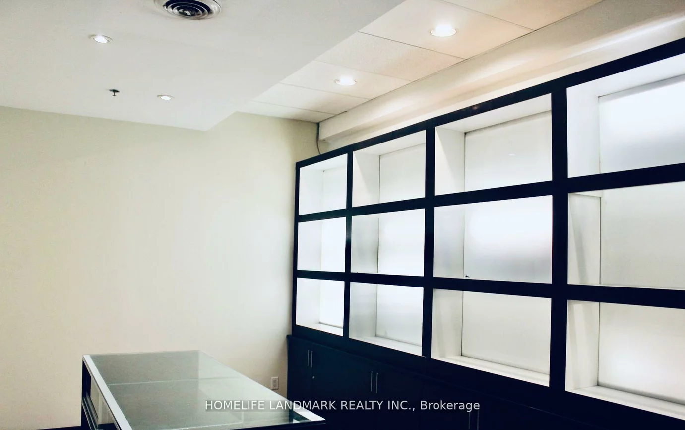 9425, Leslie, Headford Business Park, Richmond Hill