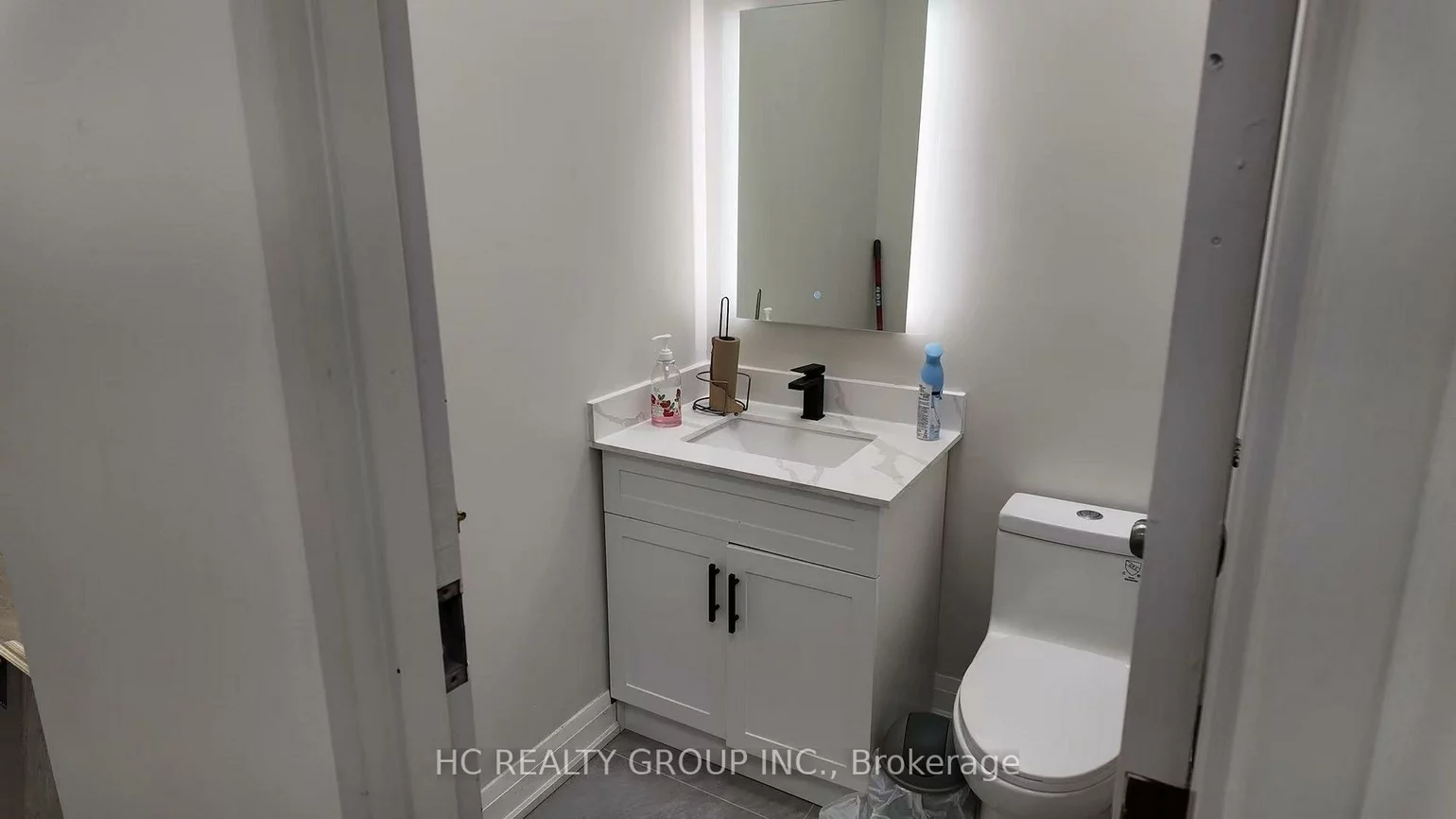 25, West Beaver Creek, Beaver Creek Business Park, Richmond Hill