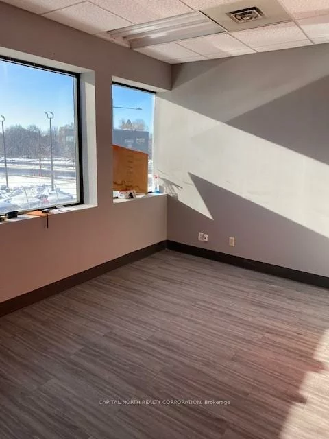 10815, Yonge, Devonsleigh, Richmond Hill