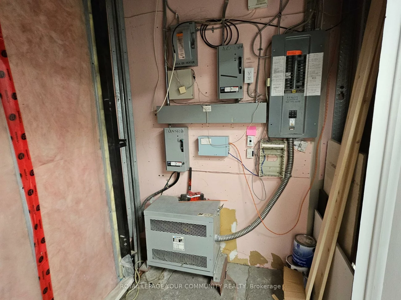 588, Edward, Devonsleigh, Richmond Hill