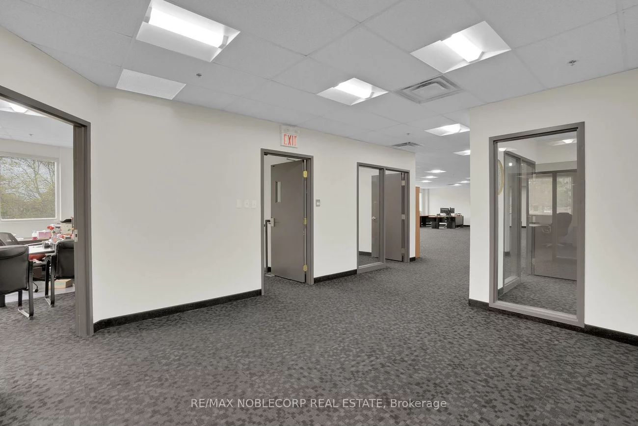 9033, Leslie, Beaver Creek Business Park, Richmond Hill