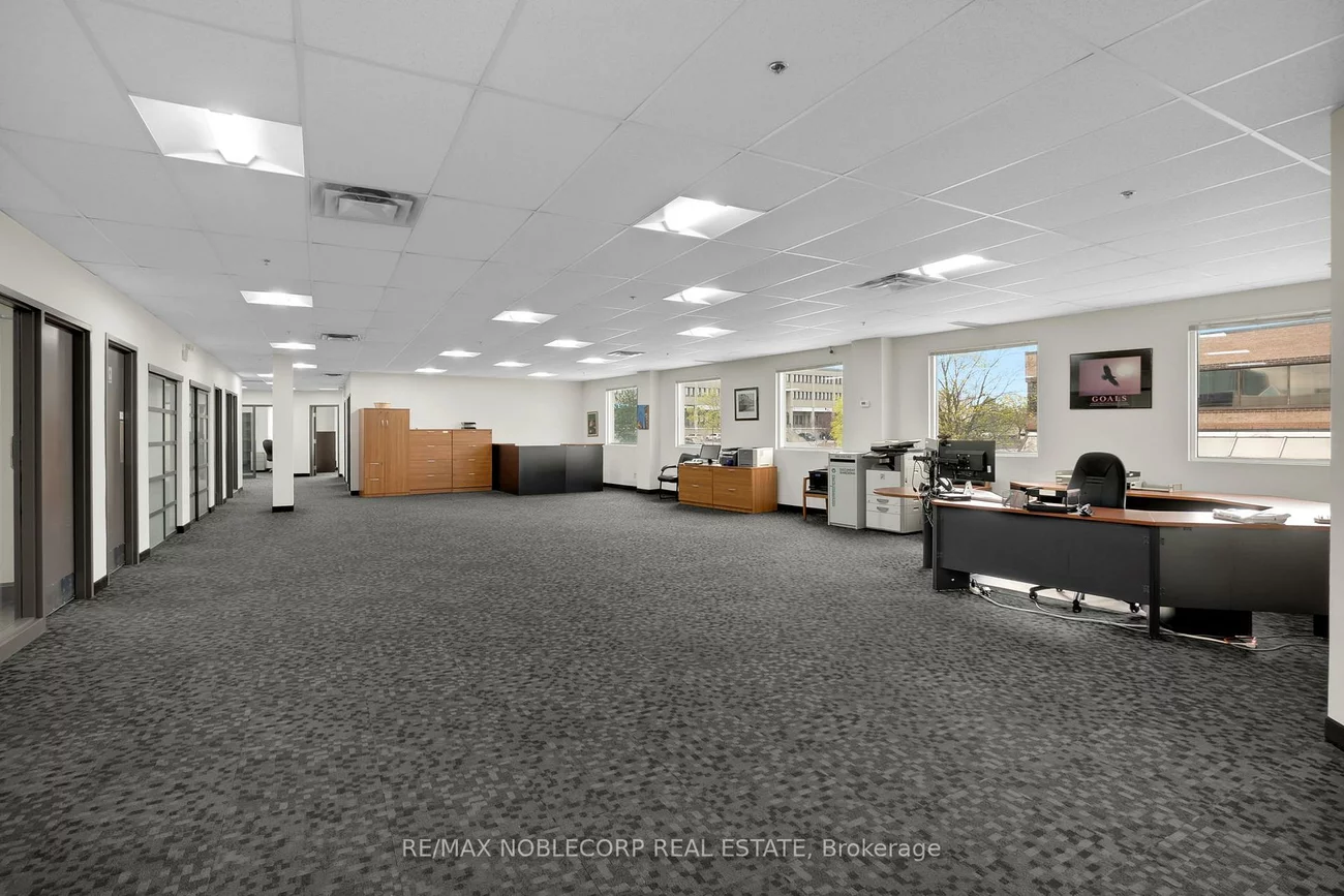 9033, Leslie, Beaver Creek Business Park, Richmond Hill