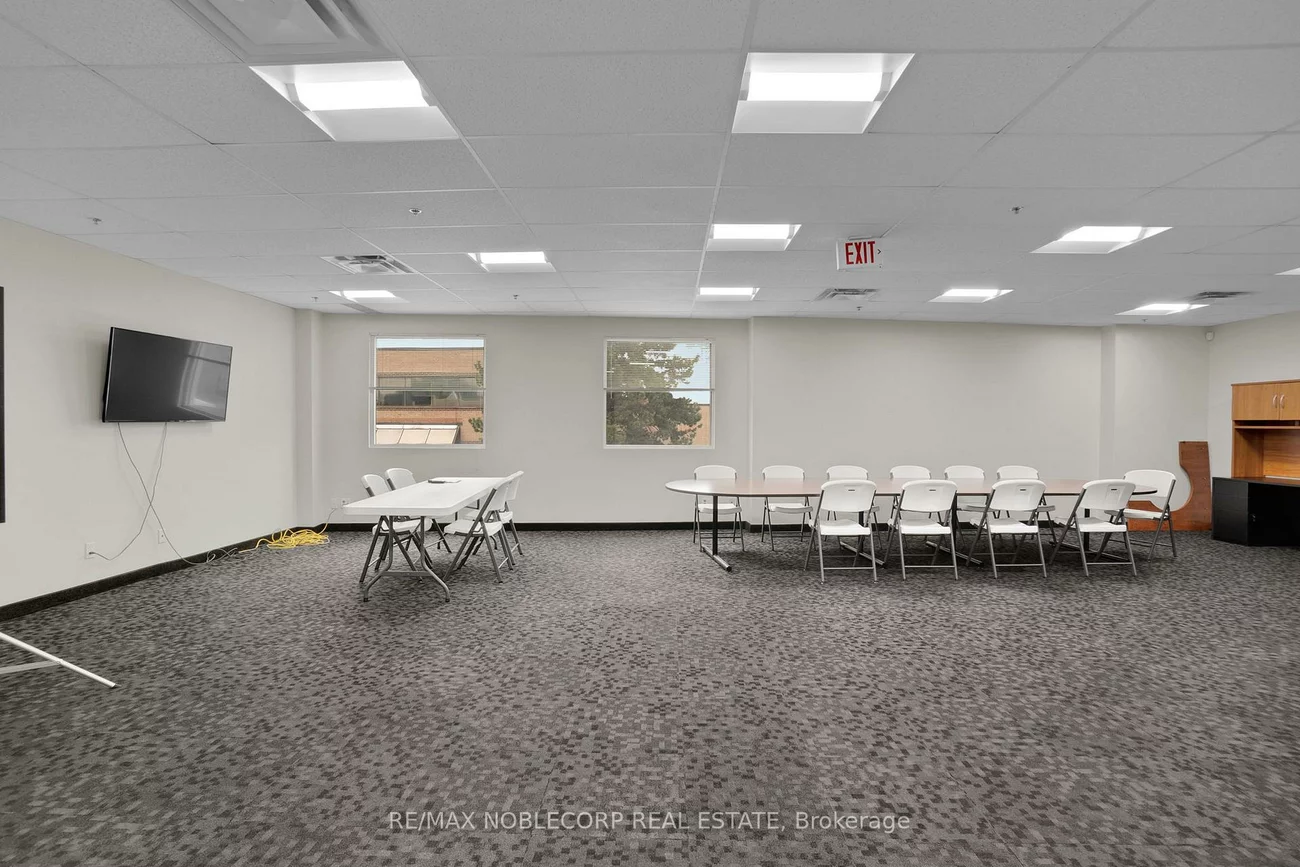 9033, Leslie, Beaver Creek Business Park, Richmond Hill