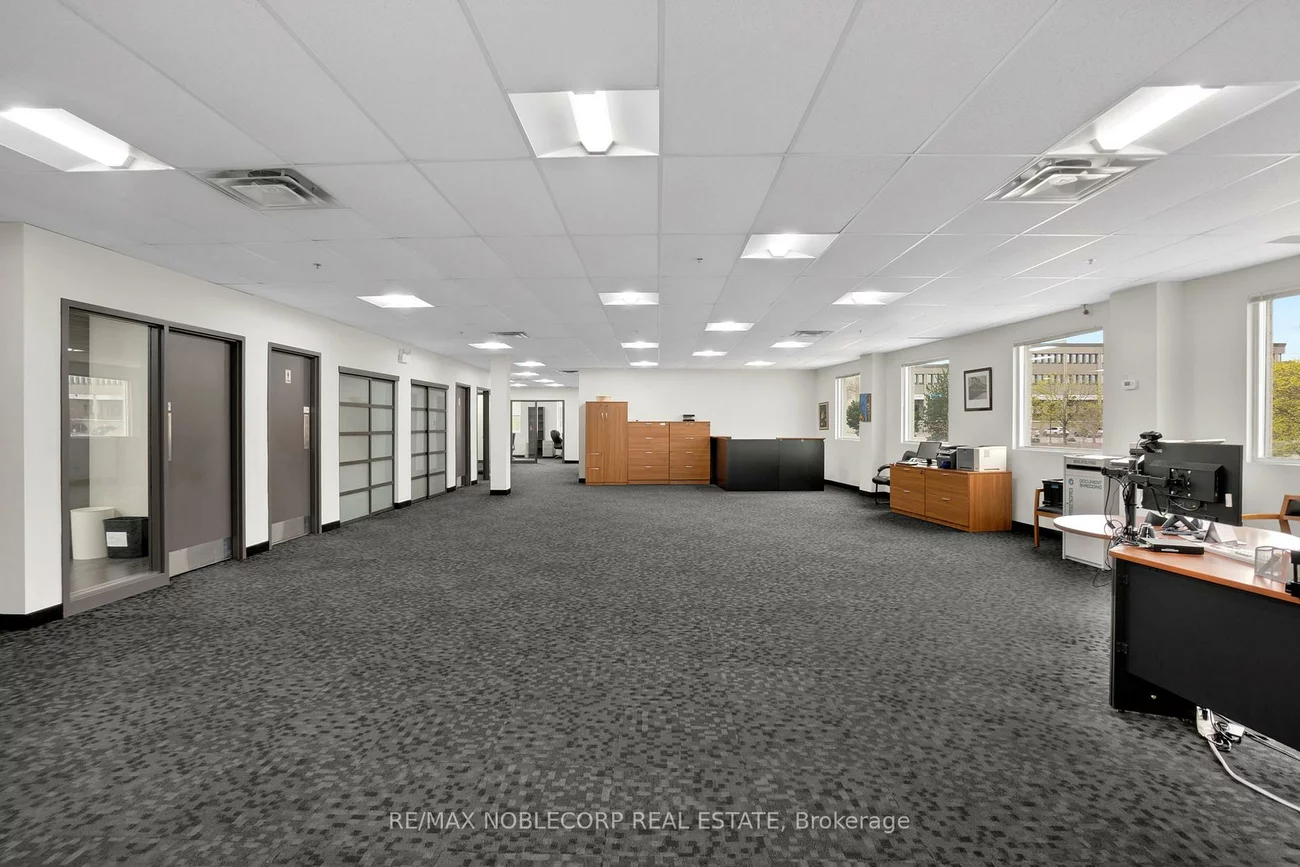 9033, Leslie, Beaver Creek Business Park, Richmond Hill