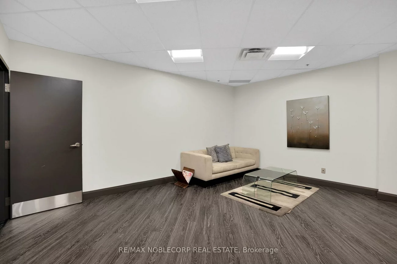 9033, Leslie, Beaver Creek Business Park, Richmond Hill