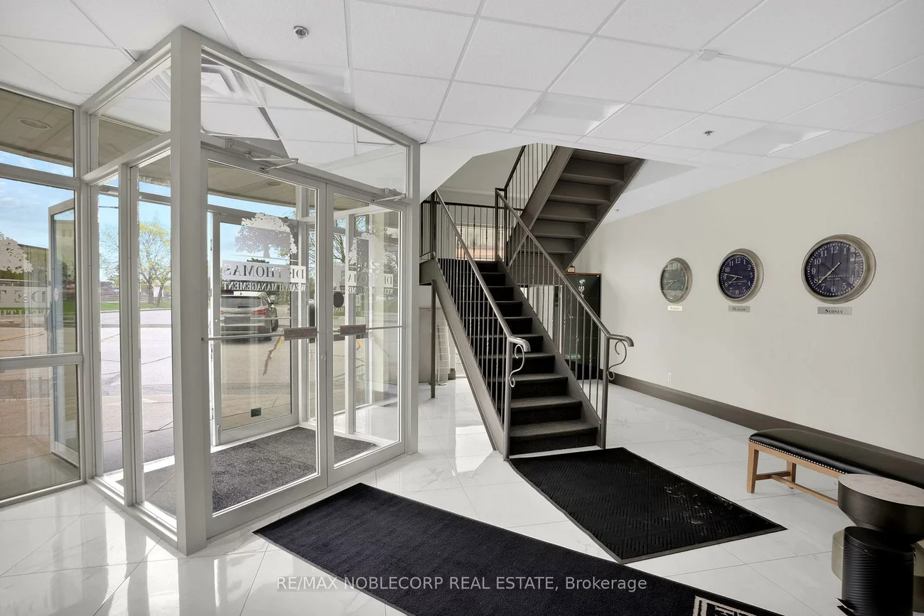 9033, Leslie, Beaver Creek Business Park, Richmond Hill