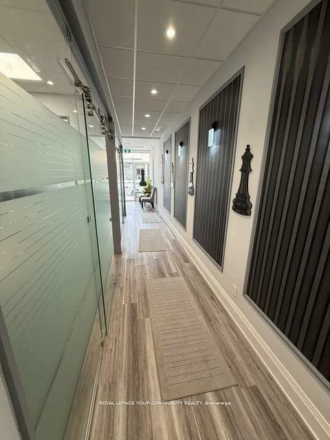 10212, Yonge, Mill Pond, Richmond Hill