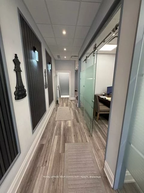 10212, Yonge, Mill Pond, Richmond Hill