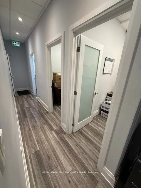 10212, Yonge, Mill Pond, Richmond Hill