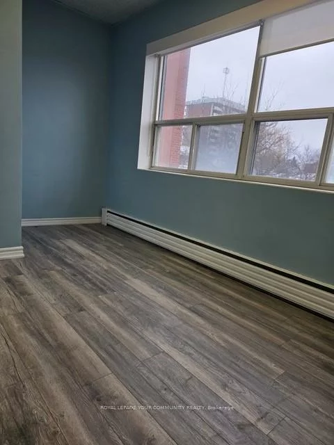 10212, Yonge, Mill Pond, Richmond Hill