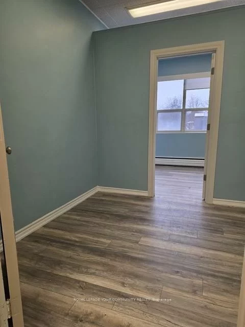 10212, Yonge, Mill Pond, Richmond Hill