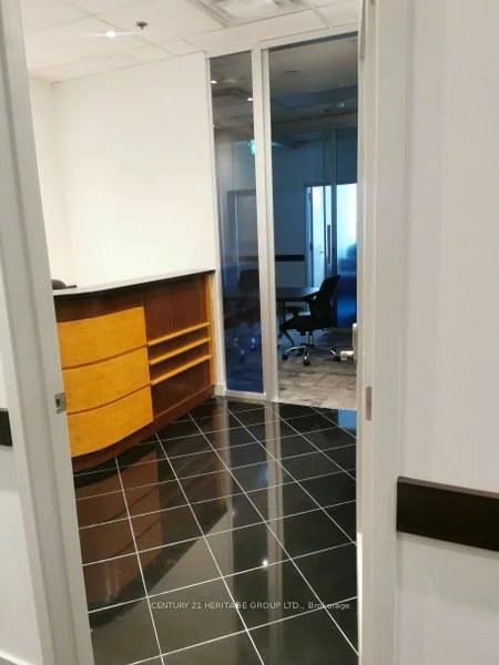 330, Hwy 7, Doncrest, Richmond Hill