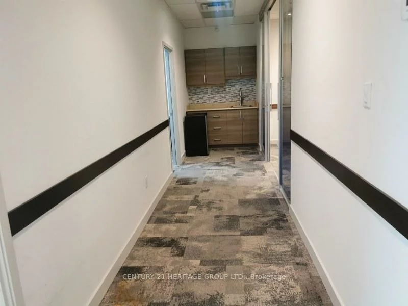 330, Hwy 7, Doncrest, Richmond Hill