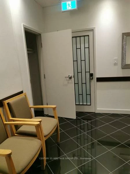 330, Hwy 7, Doncrest, Richmond Hill