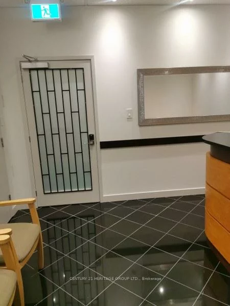 330, Hwy 7, Doncrest, Richmond Hill