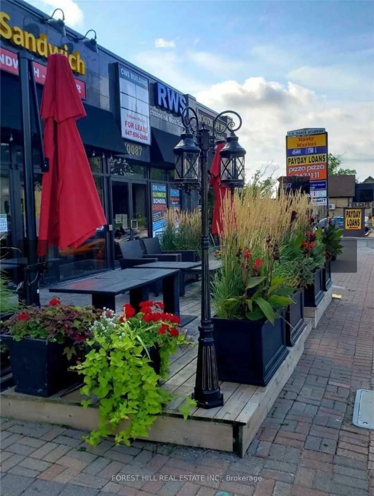 10087, Yonge, Crosby, Richmond Hill